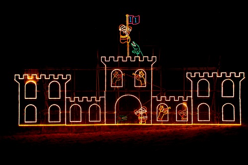 11 Pipers Piping 2013